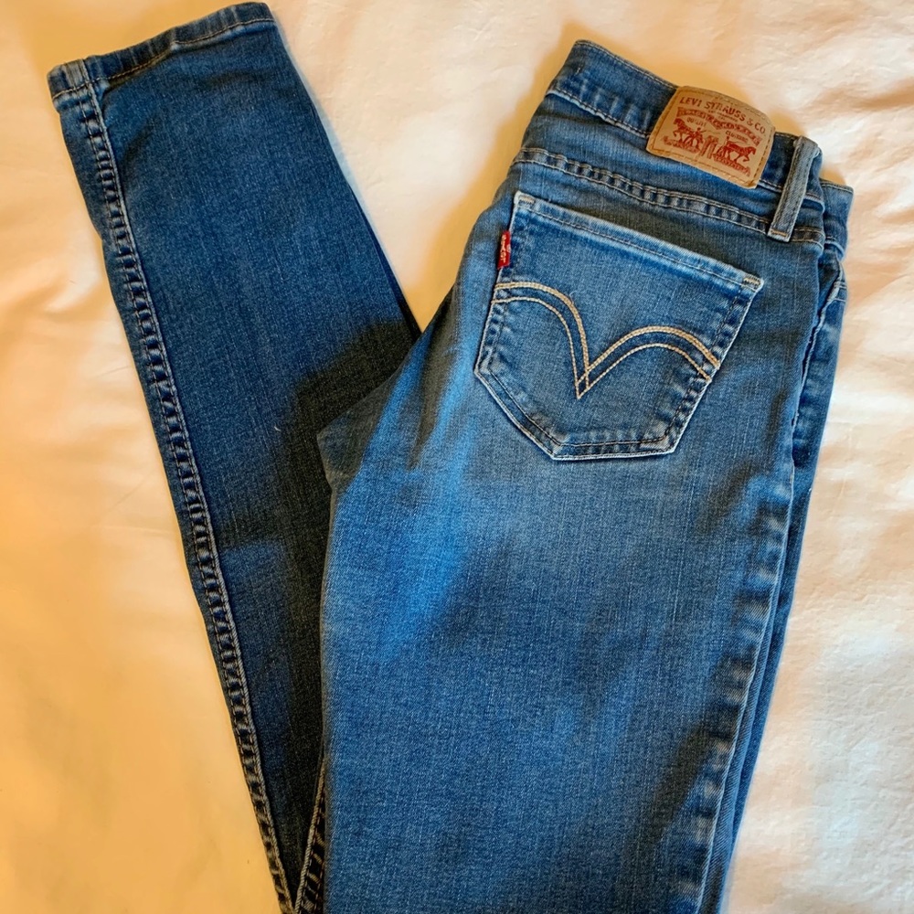 Levi’s 524 Skinny Jeans Sz 26
